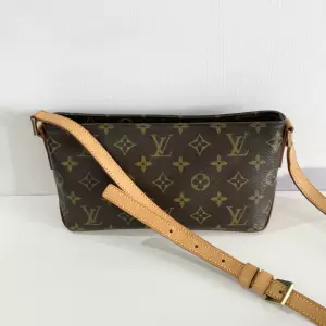 Louis Vuitton Victoire Monogram Canvas Bag 9700