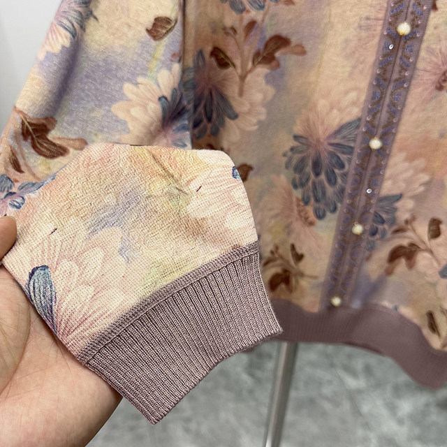 Fashionable mother autumn clothes round neck knitted top long sleeve T-shirt 2025 new mother-in-law clothes middle-aged and elderly base shirt for women