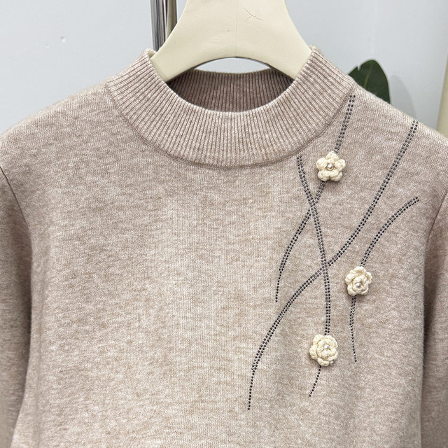 Plush mom winter clothing, fashionable thickened bottoming shirt, women's half turtleneck top, fashionable middle-aged and elderly women's warm sweater