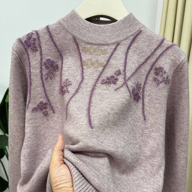 Mom's winter clothes, fashionable plus velvet thickened half-high neck base shirt, integrated velvet middle-aged and elderly mother-in-law warm sweater