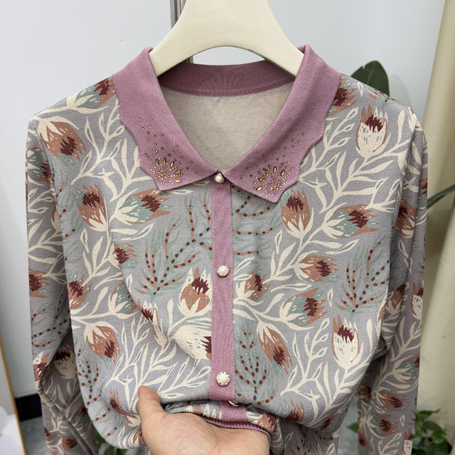 Mom's autumn clothes fashionable long-sleeved knitted top 50 years old 60 middle-aged and elderly women's spring and autumn T-shirt pull-out mother-in-law clothes