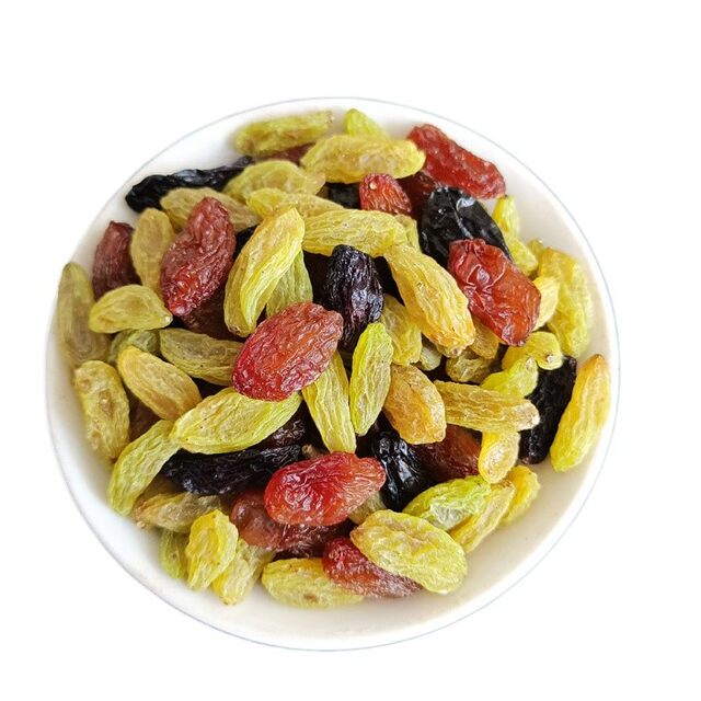 Raisins Xinjiang selected commercial baked high-quality three-color ...