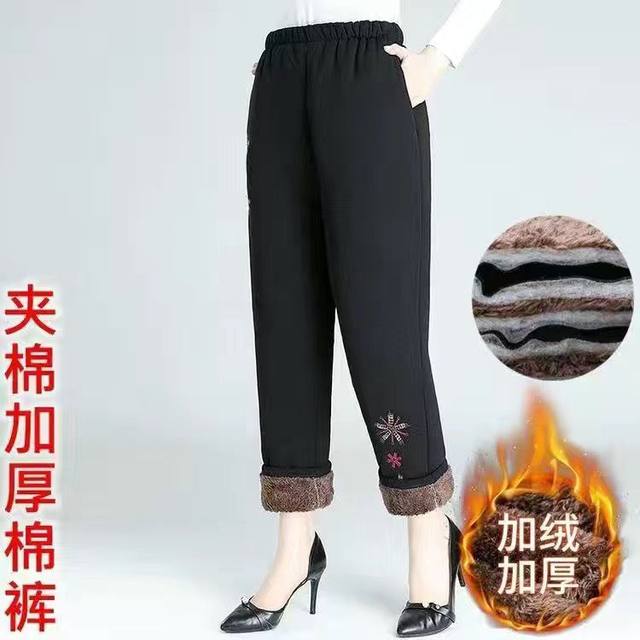 Middle -aged and elderly people in winter pants plus velvet thick lamb cashmere mother warm cotton pants female wearing loose grandma trousers
