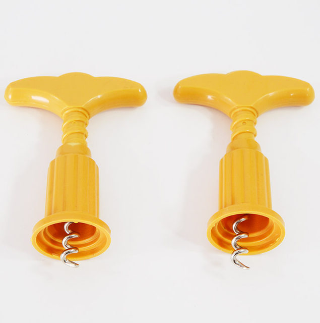 Cork wine corkscrew plastic bottle opener multi-color random wine corkscrew household wine opener tool