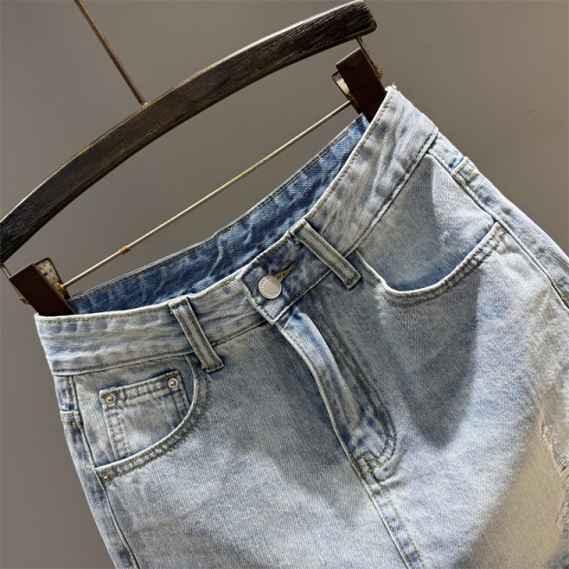 New summer 2025 new old denim skirt for women with high waist ripped wool edges to make them look slim and hip-covered skirt