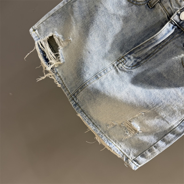 New summer 2025 new old denim skirt for women with high waist ripped wool edges to make them look slim and hip-covered skirt