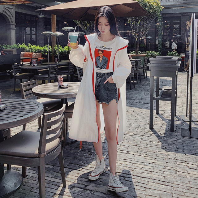 White sun protection clothes for women 2025 summer loose large size fashionable anti-clothing shirt thin super long over-knee thin jacket