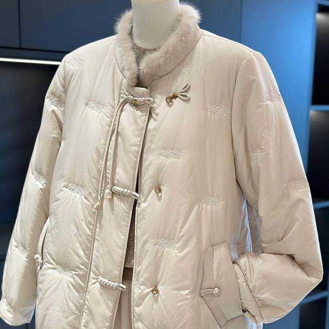 
New Chinese style national style mother's down jacket women's short spring and autumn new style foreign style versatile duck down jacket for middle-aged and elderly people
