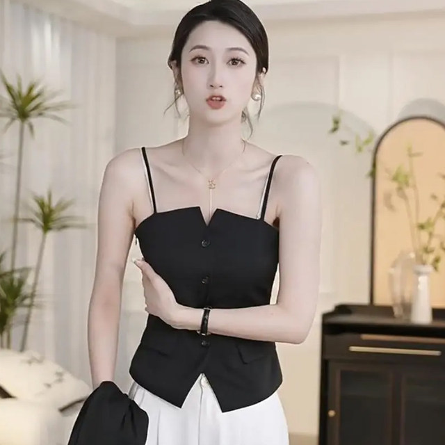Black vest vest women 2025 summer new fashion high-end temperament suit inner strap slim body