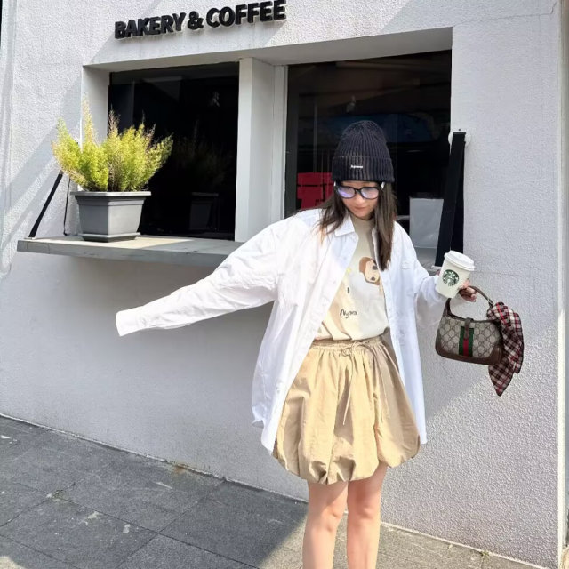 Long-sleeved lapel white shirt 2025 spring new style emotional cartoon children's fun graffiti loose silhouette versatile top for women