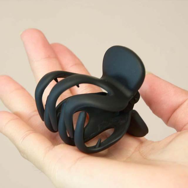 Pumpkin clip large high ponytail fixed artifact high skull back head small grab clip cushion high hairpin fluffy hairpin for women