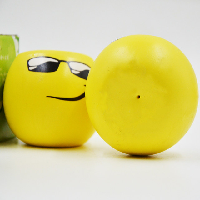 Grass head doll office mini plant small potted grass planting expression desktop diy potted plant student gift