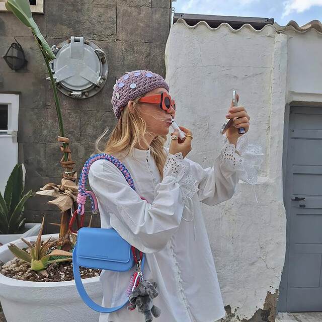 French niche 2025 early spring retro exquisite hollow flared sleeve strap bag buckle stand collar white shirt
