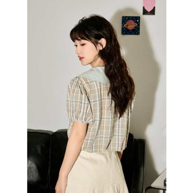 Tang Shi 2025 spring and summer new short-sleeved plaid shirt for women with doll collar shirt loose slim puff sleeve top sweet
