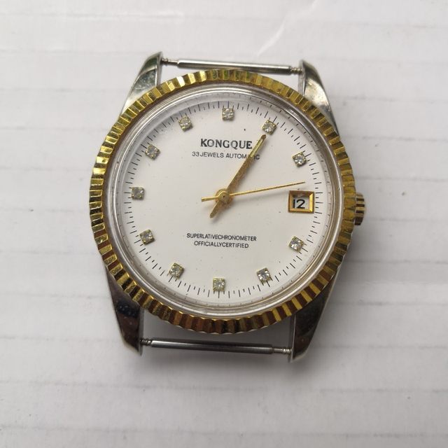 Old stock peacock automatic calendar watch 33 diamonds