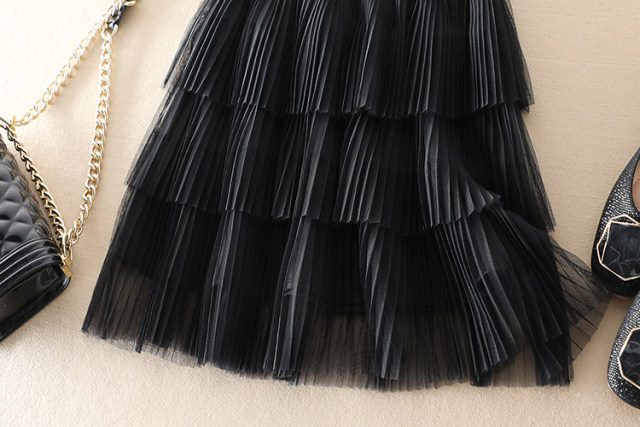 Pleated mesh cake skirt women's summer French high -waisted A -shaped thin versatile age reduction small short skirt