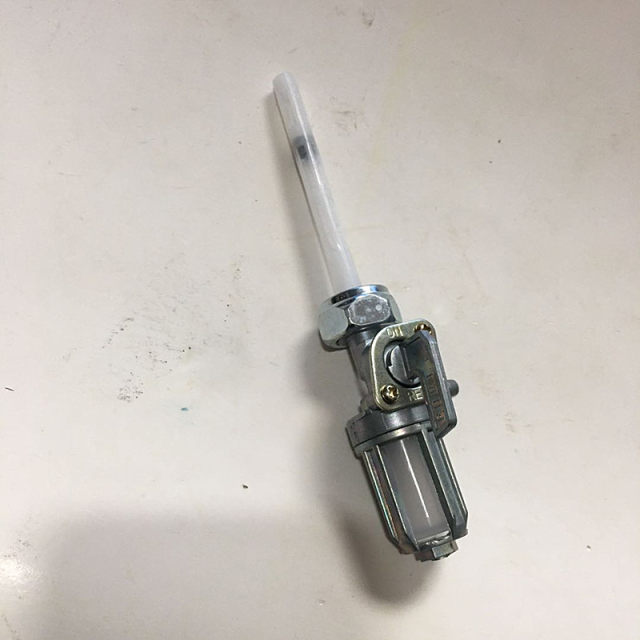 Old 125-A motorcycle fuel tank fuel door oil door crossed oil valve filter oil cup oil pipe modification accessories
