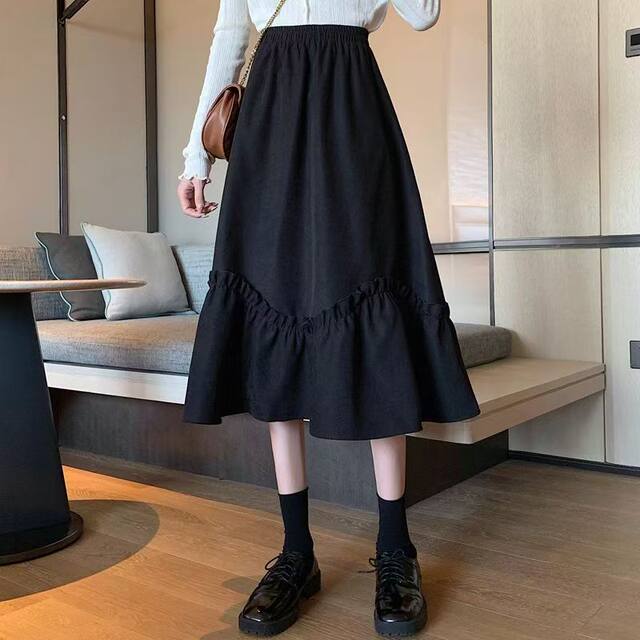 Retro cake skirt black skirt autumn and winter women's long skirt small Japanese skirt Mori A-line skirt spring and autumn