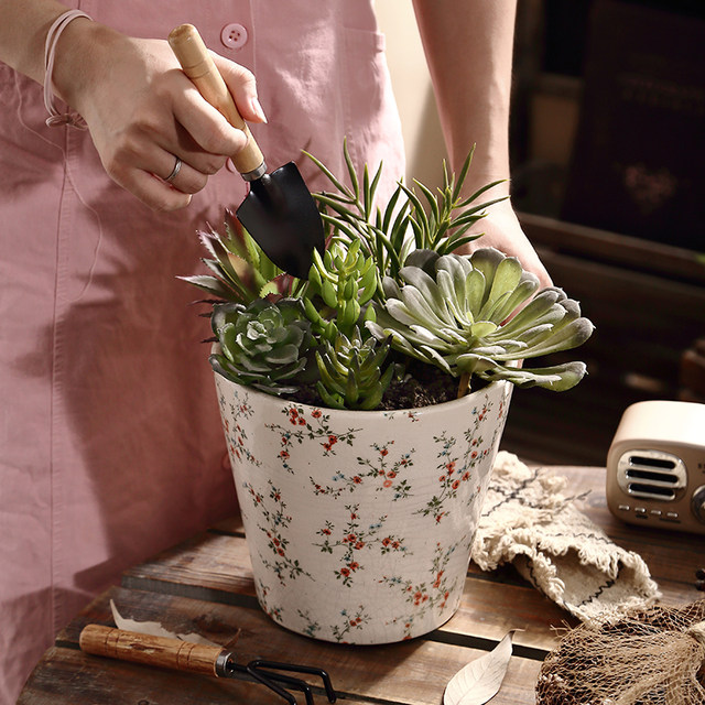 Small floral ceramic ice crack hand-painted flower pot Nordic modern gardening flower green planting desktop creative ornament