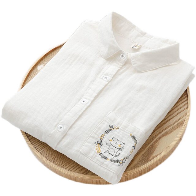 Japanese literary and fresh cartoon embroidered wreath cat double-layer cotton gauze white shirt women long-sleeved base shirt student
