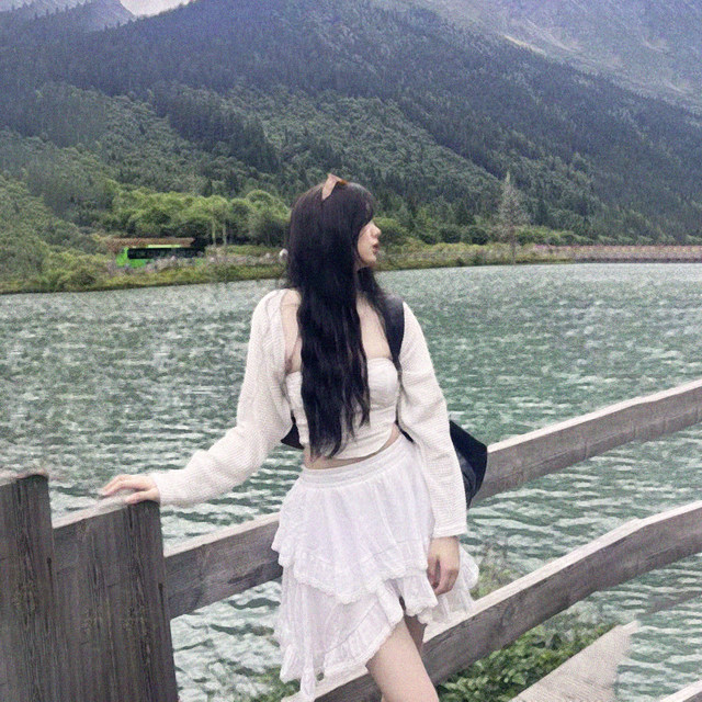 
Small light luxury custom Korean style large size sweet irregular cake skirt versatile age-reducing short skirt skirt women