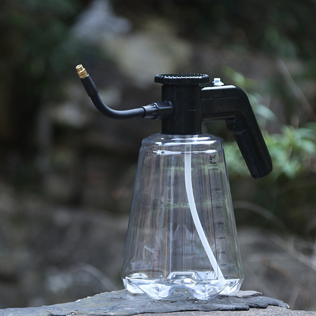 Electric sprayer, gardening watering kettle, multi-function charging household small high-pressure watering kettle large capacity 2L
