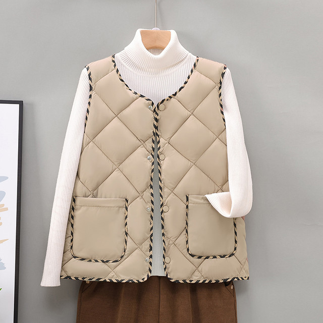 Middle-aged and elderly women's quilted vest jacket women's autumn and winter 2025 new mother's light and thin inner cotton vest vest