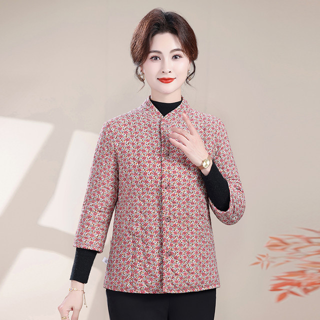 Mom adds velvet thickened small cotton jacket in autumn and winter for middle-aged and elderly women's three-quarter sleeve cotton coat grandma warm cotton horse clip