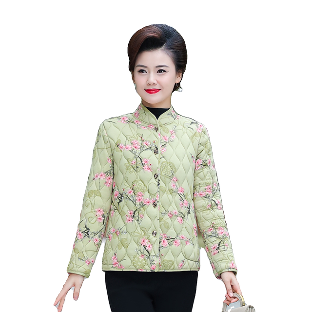 Middle-aged and elderly women's autumn and winter stand-up collar camel velvet cotton jacket thickened inside wearing mother grandma's cotton short cotton jacket
