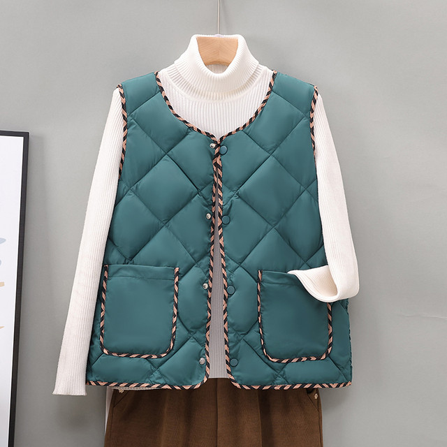 Middle-aged and elderly women's quilted vest jacket women's autumn and winter 2025 new mother's light and thin inner cotton vest vest