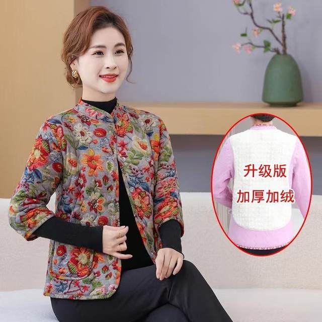 Middle-aged and elderly women's autumn and winter velvet thickened vest mother's clothing warm three-quarter sleeve cotton coat camel velvet cotton vest jacket