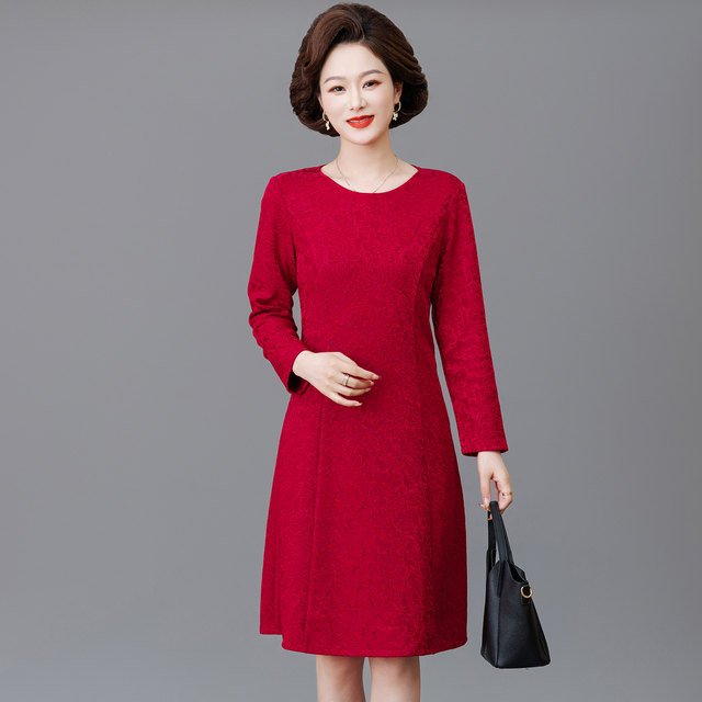 Young mother-in-law's wedding banquet outfit, mother's wedding dress, noble and foreign style high-end red high-end temperament dress autumn and winter