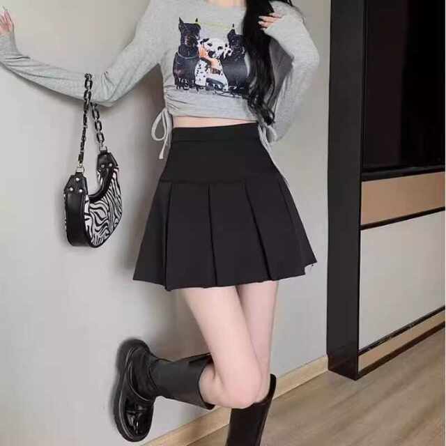 Large size black pleated skirt for women 2024 new summer versatile high-waisted A-line small hip-pack skirt