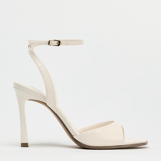 Spain 2025 summer new high heels for women's ankle tripping straps, thin heels, open toe, European and American fashion sandals for women