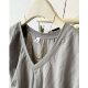 Irregular gray V-neck small flying sleeves T-shirt for women in summer 2024 new design slim shoulder sleeveless top
