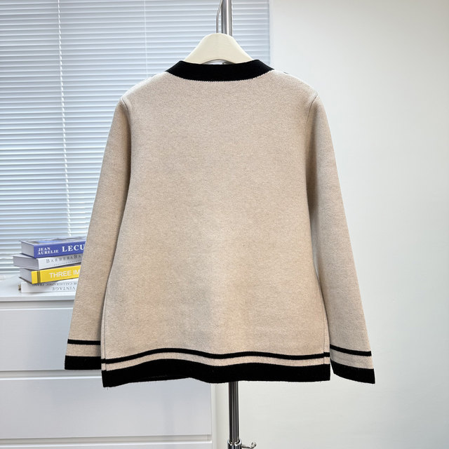 
Mom's autumn suit middle-aged and elderly fashion women's loose cardigan top wide-leg pants autumn and winter sweater women's two-piece suit