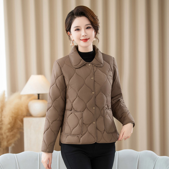
Mom's autumn and winter warm solid color cotton-padded jacket, casual and versatile short quilted lapel coat, middle-aged and elderly style cotton-padded jacket for women
