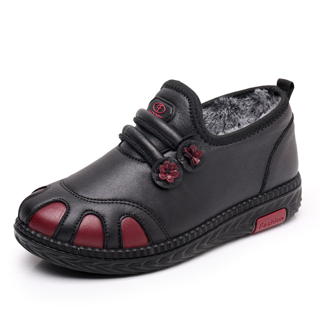 Old Beijing cloth shoes winter female cotton shoes with velvet and warm old man grandma cotton boots casual anti -skid middle -aged and elderly mother shoes
