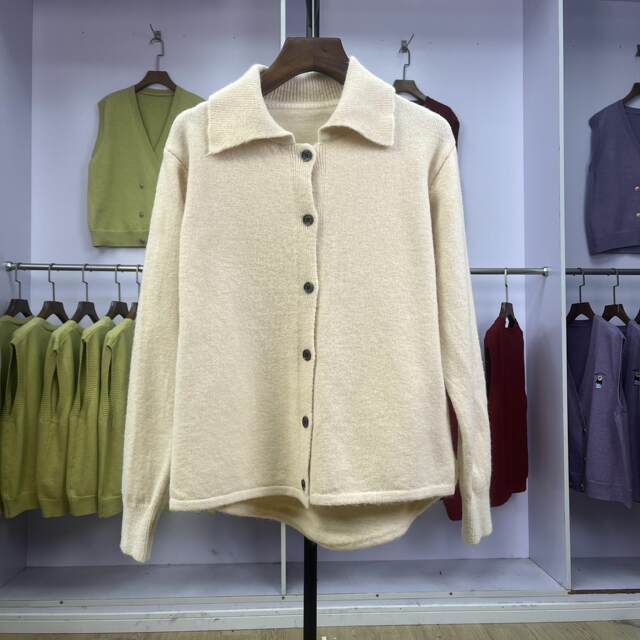643 Polo collar comfortable sweater jacket, age-reducing and versatile, second-hand solid color women's 2024 autumn and winter new top