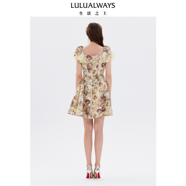 
LULUALWAYS I Love Lulu 25 Fall New Lolita Sweet Retro Gorgeous Square Neck Lace Dress
