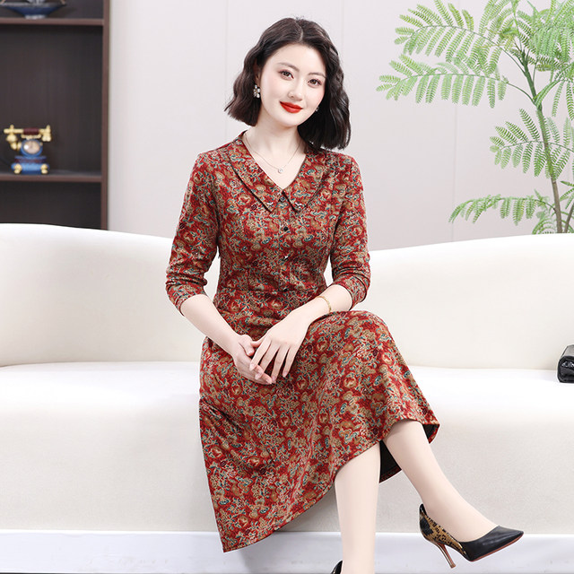 Mom's spring clothes new doll collar dress fashionable large size middle-aged and elderly women's long-sleeved over-knee skirt with pocket