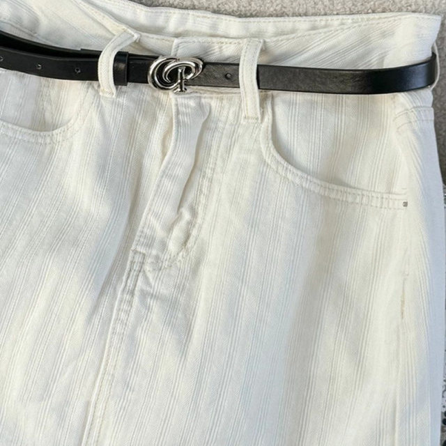 
White half-body A-line skirt 2025 new summer casual and fashionable versatile loose and comfortable hip-pack denim skirt