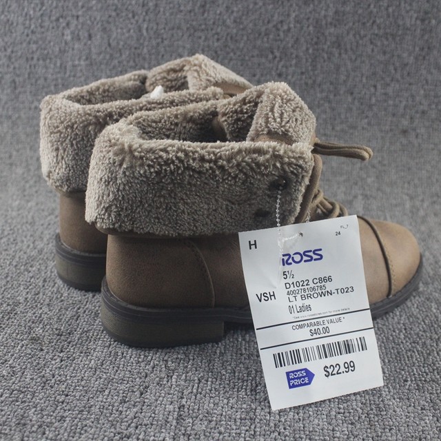 
2025 autumn and winter velvet Martin boots for women, warm, waterproof, anti-ski boots, short boots, thickened cotton boots, fashion boots