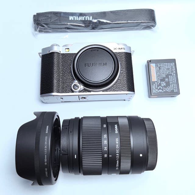 Fuji X-M5 retro literary anti-shake, micro-single Vlog mirrorless camera beauty, retro film camera xm5