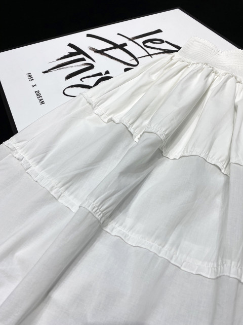 CCA homemade French retro pleated mesh lace spliced ​​waist skirt white vacation style long skirt