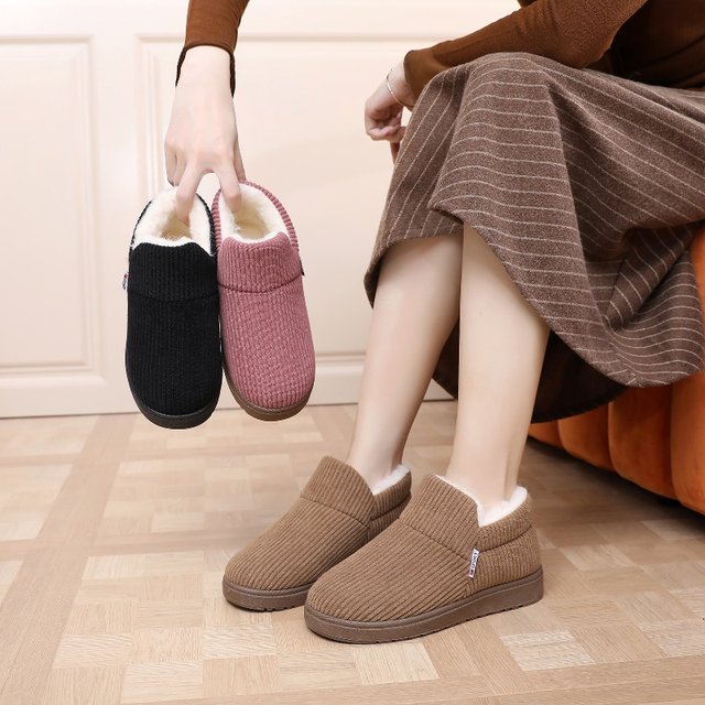 
New old Beijing cloth shoes, winter velvet women's cotton shoes, warm middle-aged and elderly mother's shoes, wool cotton slippers for home wear