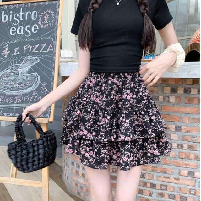 Pear-shaped body A-line skirt for women in summer sweet high-waisted floral skirt large size fat mm slim hip short skirt