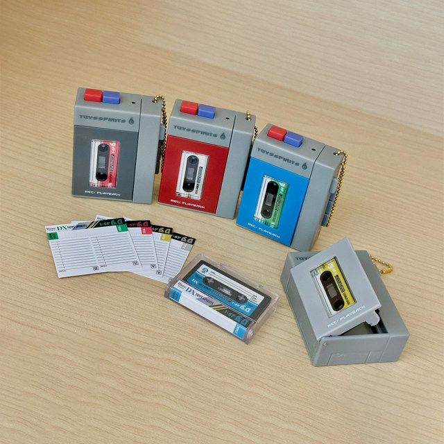 Japanese genuine TOYS SPIRITS mini retro recorder pendant gashapon recordable toy