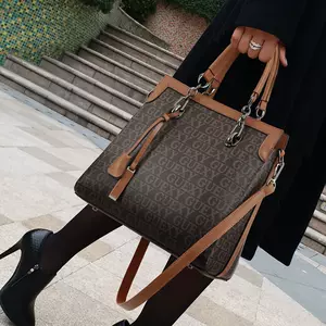 Lv撞色女包 新人首单立减十元 22年6月 淘宝海外