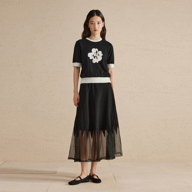 Booming mesh spliced ​​skirt 2024 spring new retro fashionable design skirt